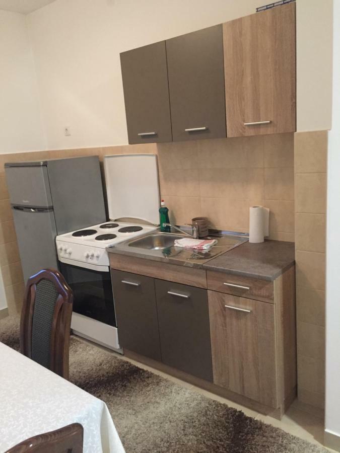 Stan Na Dan Centar Apartment Sabac Exterior photo